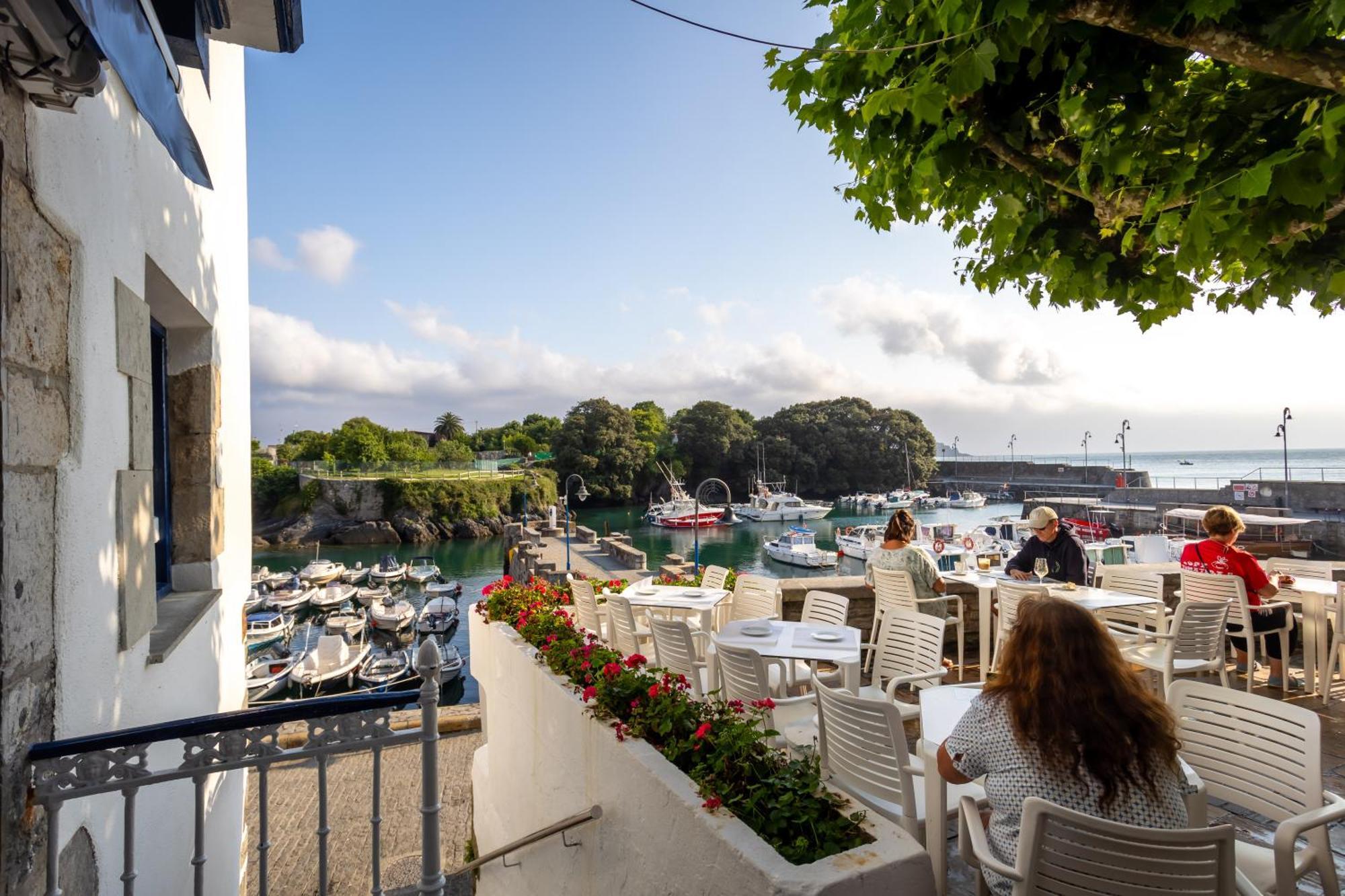 Apartamentos&Spa Mundaka Port Bagian luar foto