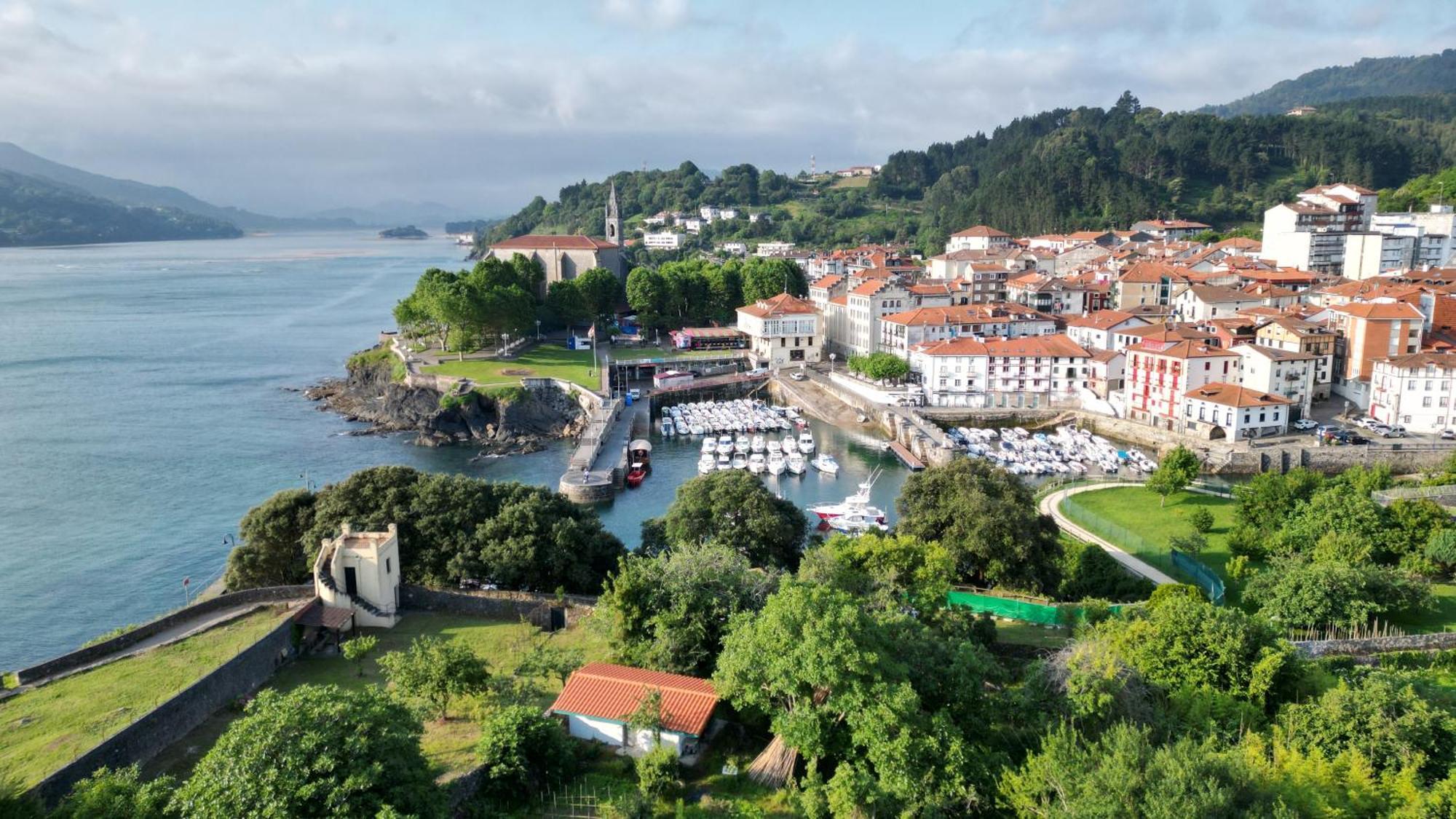 Apartamentos&Spa Mundaka Port Bagian luar foto