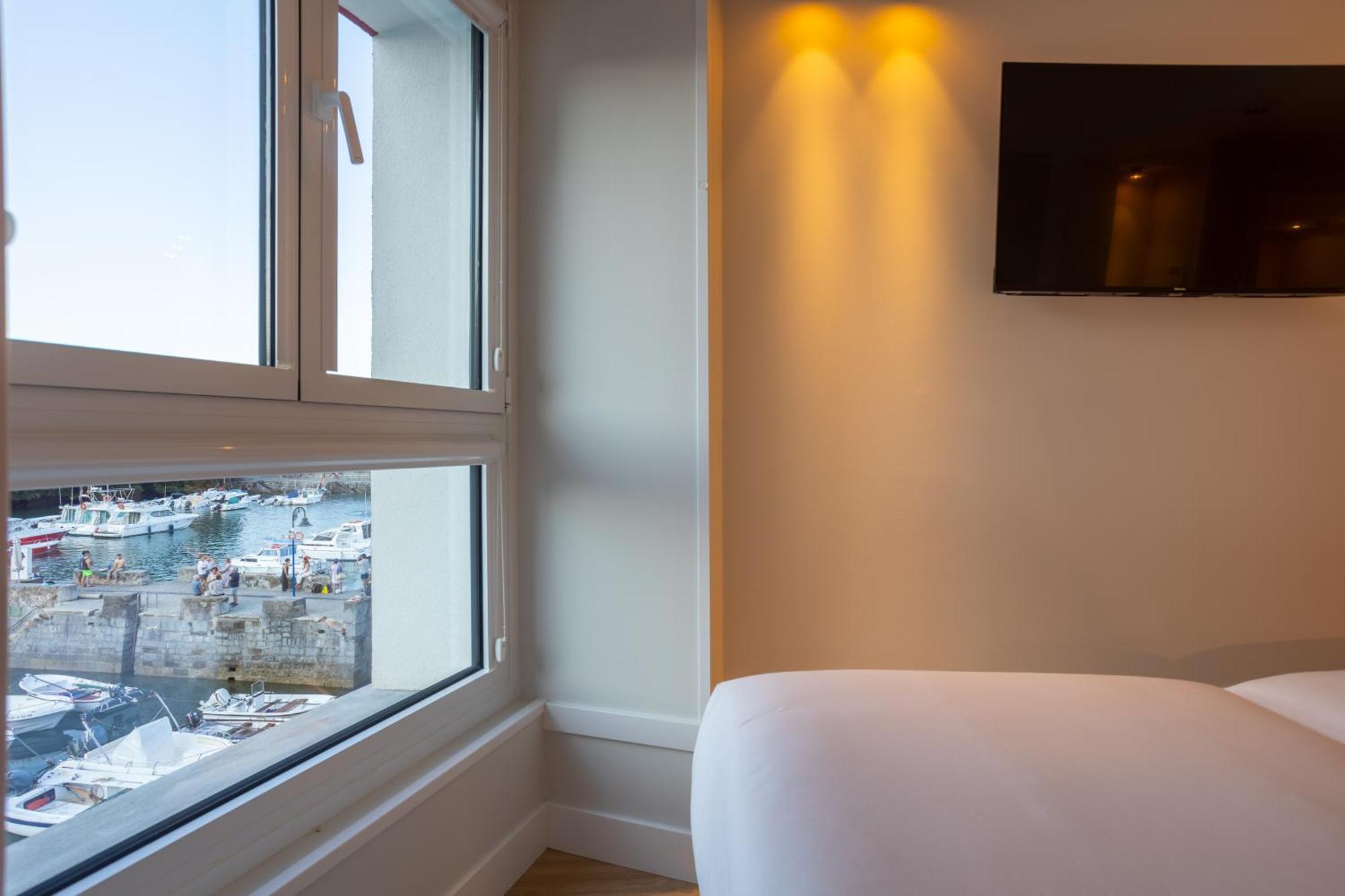 Apartamentos&Spa Mundaka Port Bagian luar foto