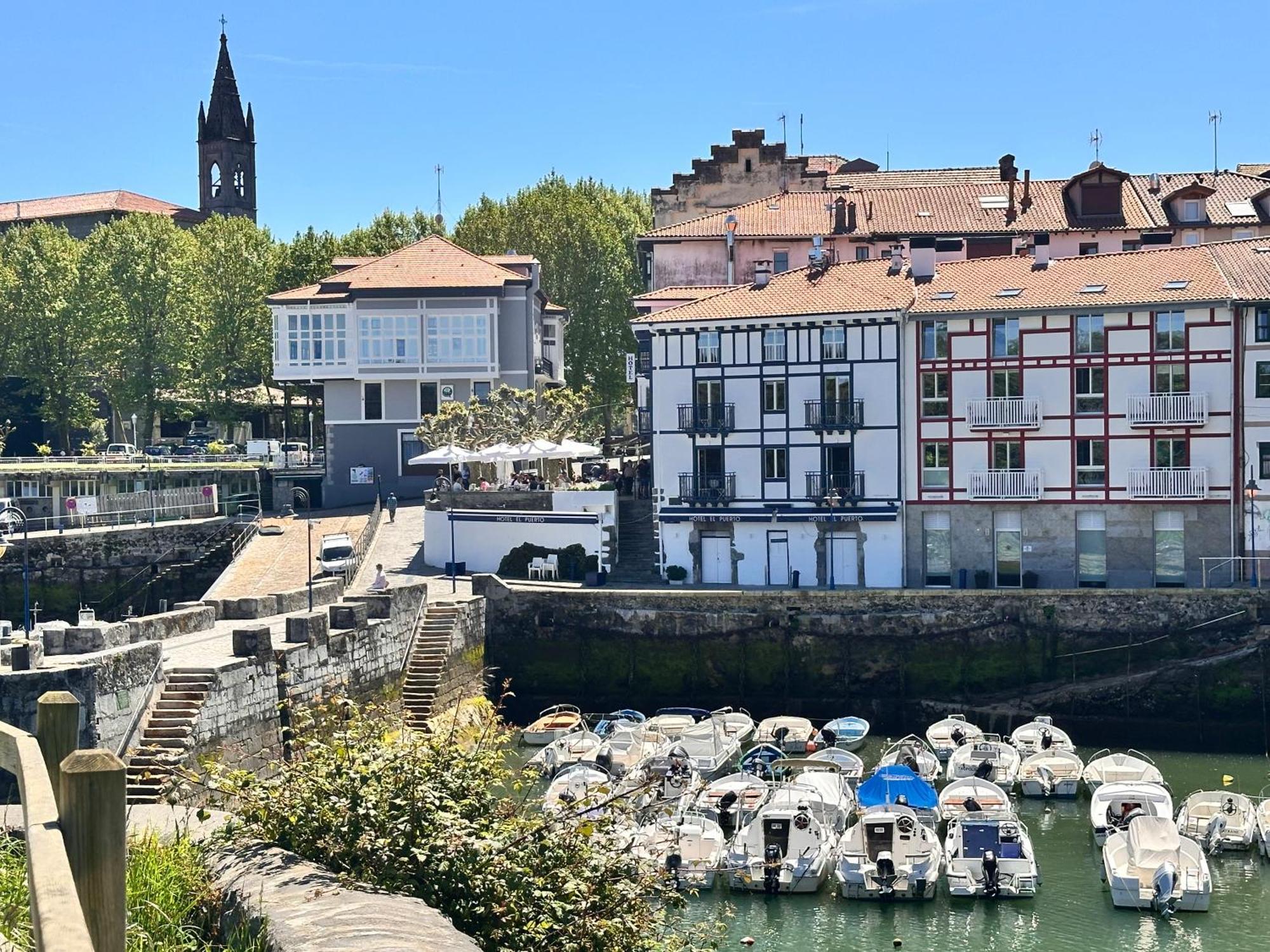 Apartamentos&Spa Mundaka Port Bagian luar foto
